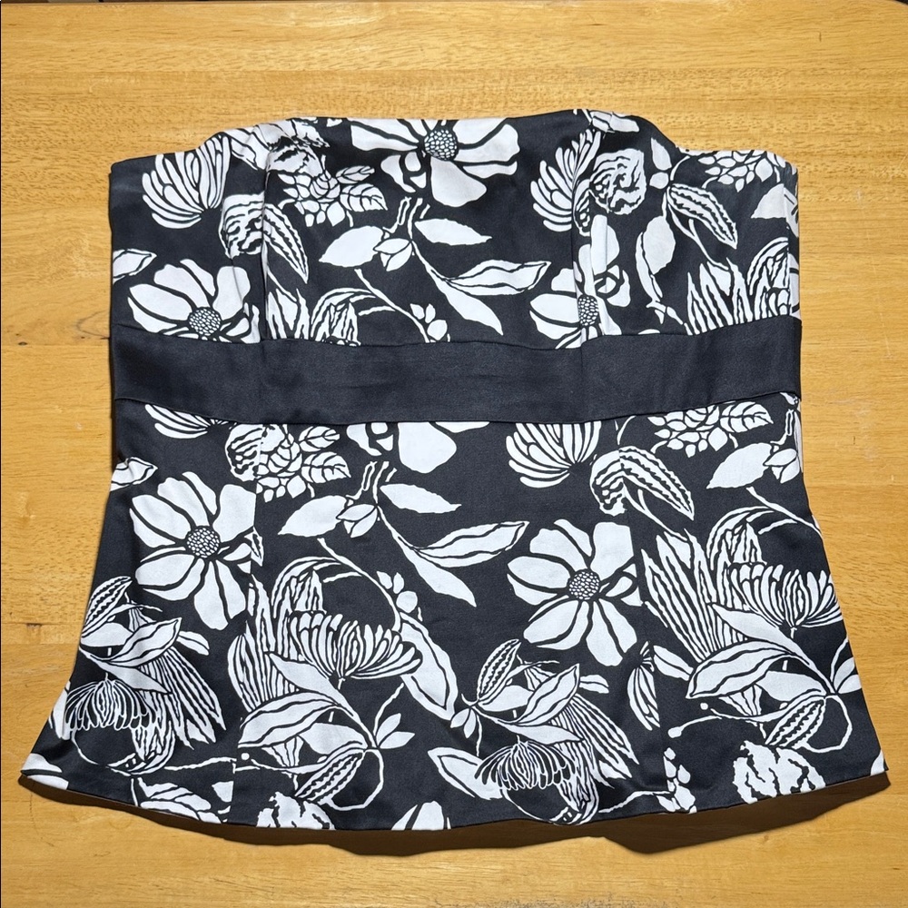 White House Black Market Bustier